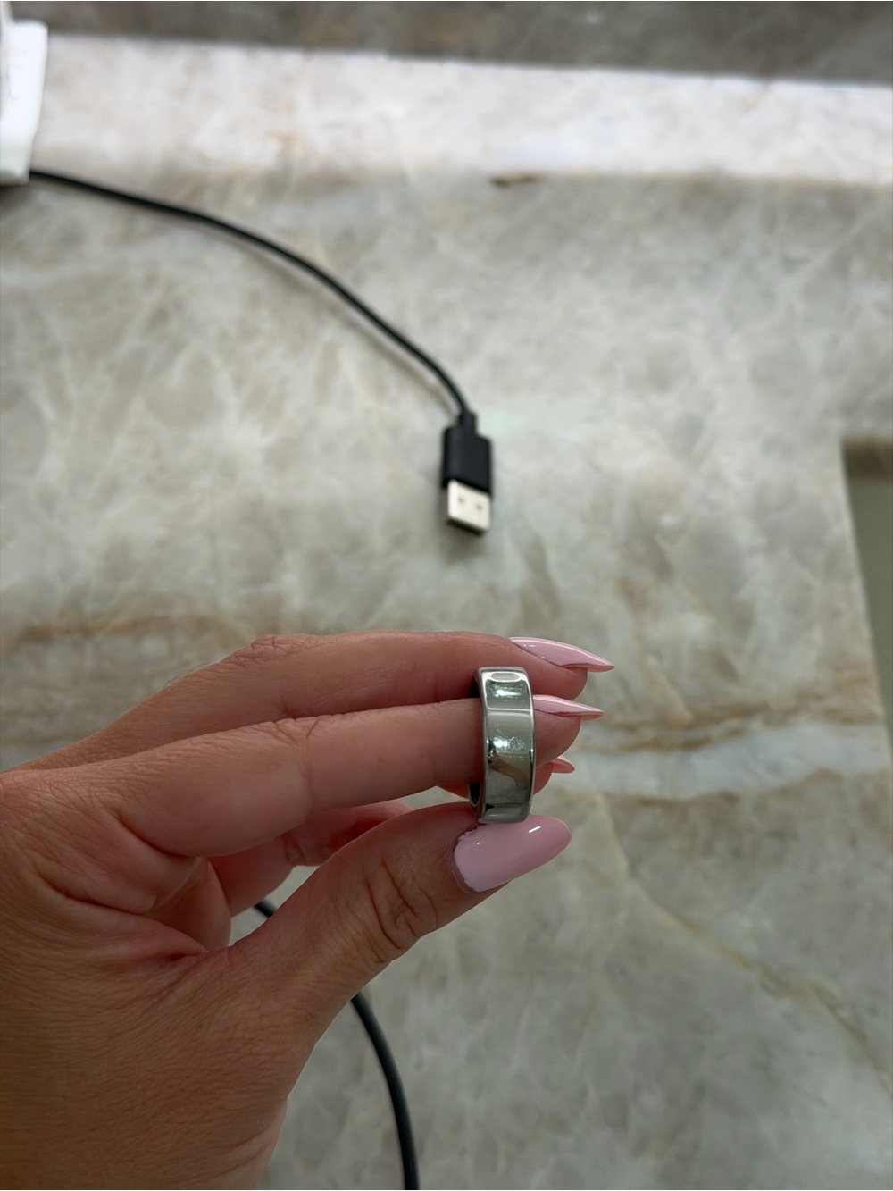 OURA RING Gen 3 size 8 - Picture 5 of 12